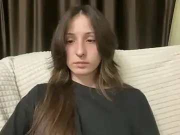 NightHina  live sex cam