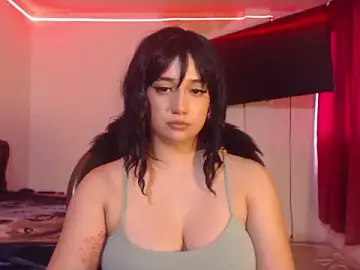 Ellyhills  live sex cam