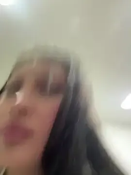 Isaa_001  live sex cam