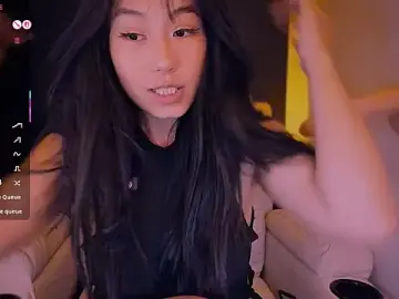 Kimmy_chi_  live sex cam