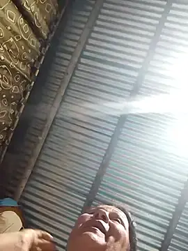 Maduranalg  live sex cam