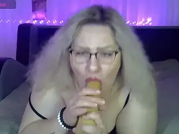 AngelinaGlam  live sex cam