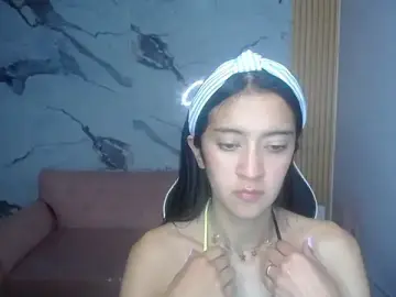 Dahyan_ch  live sex cam