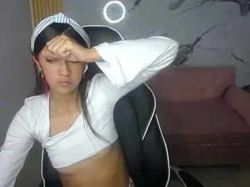 Dahyan_ch  live sex cam