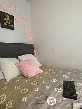 Isa_steele  live sex cam