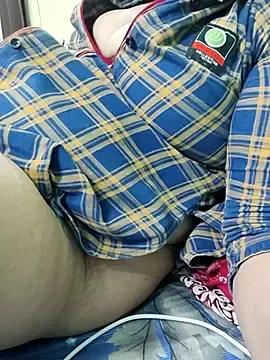 Janvi_-Love  live sex cam