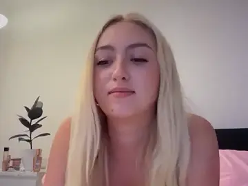 Kitty_Swetty  live sex cam