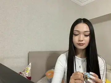 LydiaDamoro  live sex cam