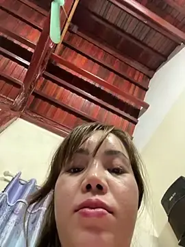 Miumiu95x  live sex cam
