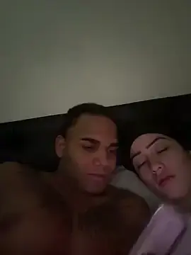 Nenaslatinas  live sex cam