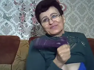 PaulaGolden  live sex cam