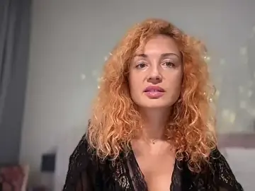 Reddgiirl  live sex cam