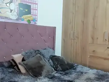 Valen_Brown  live sex cam