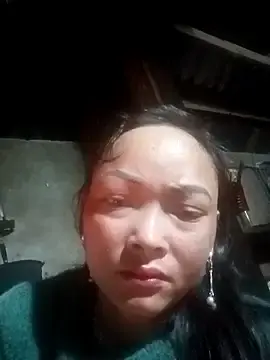 Bla-foxx  live sex cam