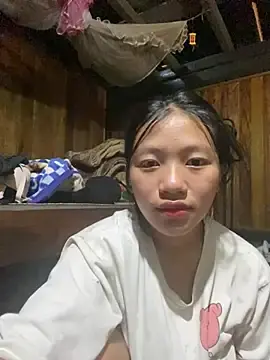 Min_bibi  live sex cam