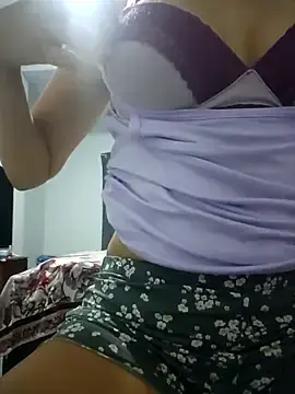 Moon6744  live sex cam