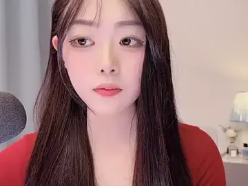 Smalldaisy  live sex cam