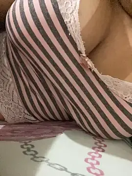Sweetgirll23  live sex cam