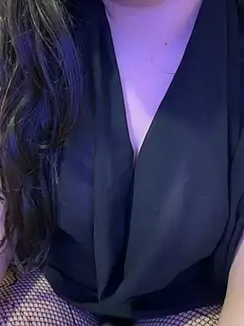 Crystala_Arab  live sex cam