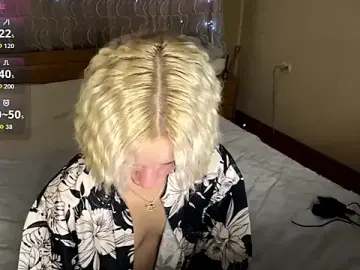 EvaTequilaDry  live sex cam