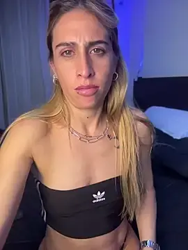 NicoleWilder  live sex cam