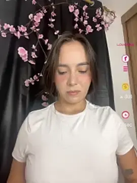 Scarlett05  live sex cam