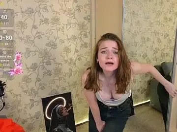 VerhiniaMaua  live sex cam