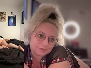 Darlingashley  live sex cam