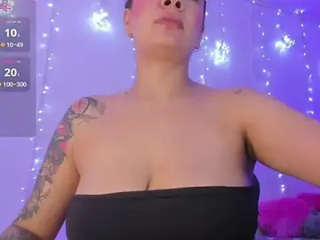 Roseliam25  live sex cam