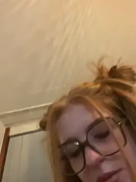Spicychilisaucy  live sex cam