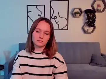 BritnieCute  live sex cam