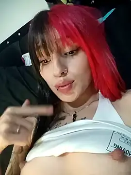 CandyHotDevil  live sex cam