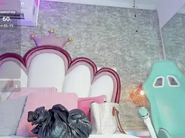 EmmaCrush  live sex cam