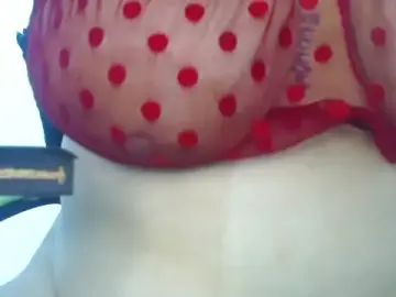 Kathiasaints  live sex cam