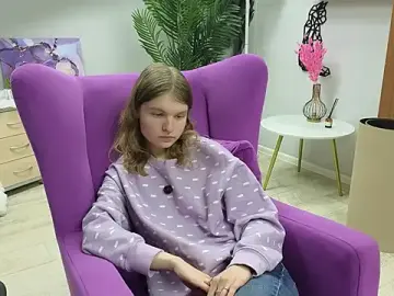 LeaDelessio  live sex cam
