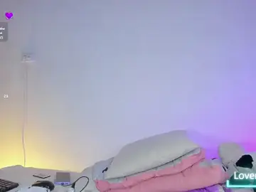 Milee_baby01  live sex cam