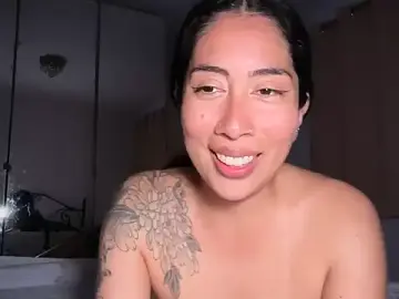 O-Enjoyer  live sex cam