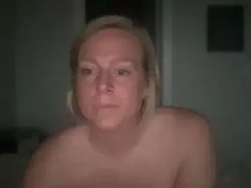PhoenixAfterDark0  live sex cam