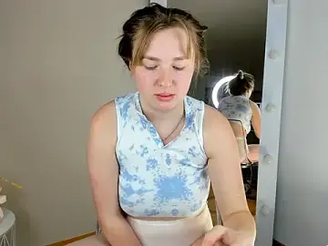 Sweetie_kitty1  live sex cam