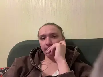 AlethaPincus  live sex cam
