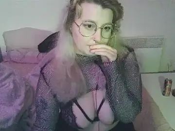 E-Bonny  live sex cam