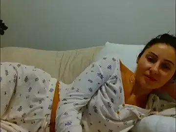 Irina9793  live sex cam