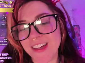 JennKenobi  live sex cam