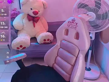 Reedmoon_T18  live sex cam