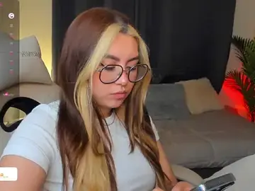 Dakottaa_  live sex cam