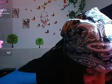 Emily_cooper_t  live sex cam