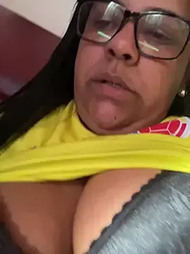 Carameloswing1  live sex cam
