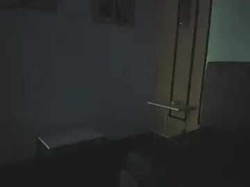 Dolce_martinii  live sex cam