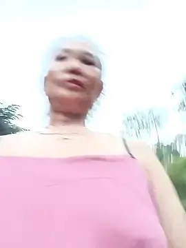 Lily-suny  live sex cam