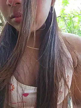Pretty_karol  live sex cam